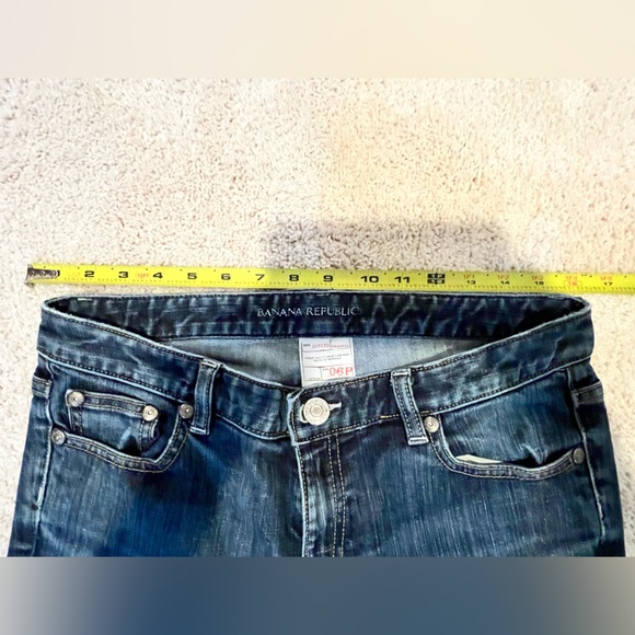 Banana Republic Blue Denim Jeans Size 6P - Picture 3 of 6